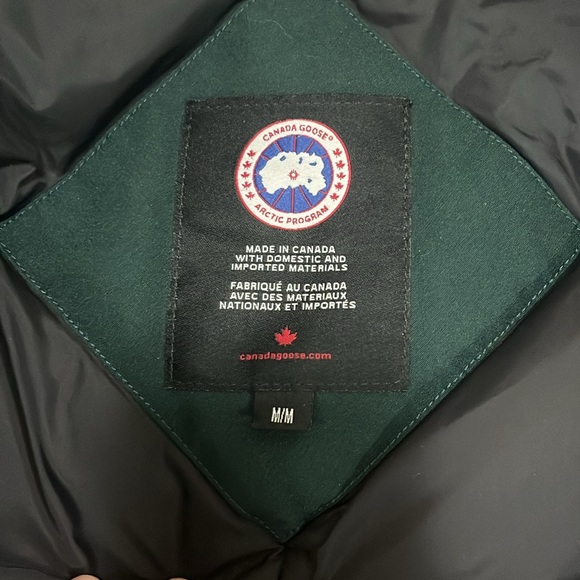 Women’s Canada Goose Rossclair Heritage Parka- Size Medium, Color- Dark green - Picture 4 of 12